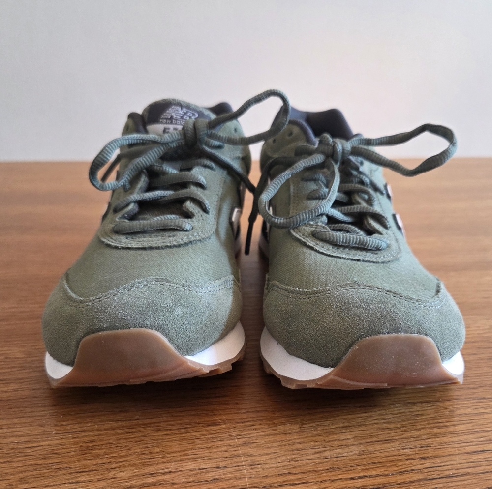 NWOT New Balance 515 V3 Retro Sneakers Forest Green Athletic Shoes Size 8.5 - Picture 2 of 9